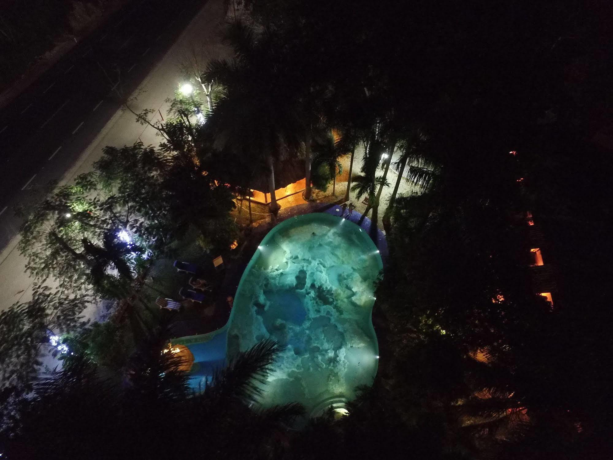Hotel Doralba Inn Chichen Экстерьер фото